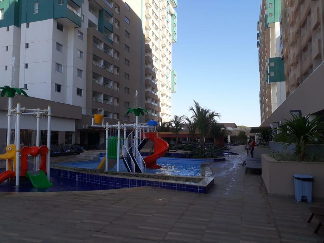 Olímpia Park Resort - 100m do Parque Thermas dos Laranjais Exterior foto